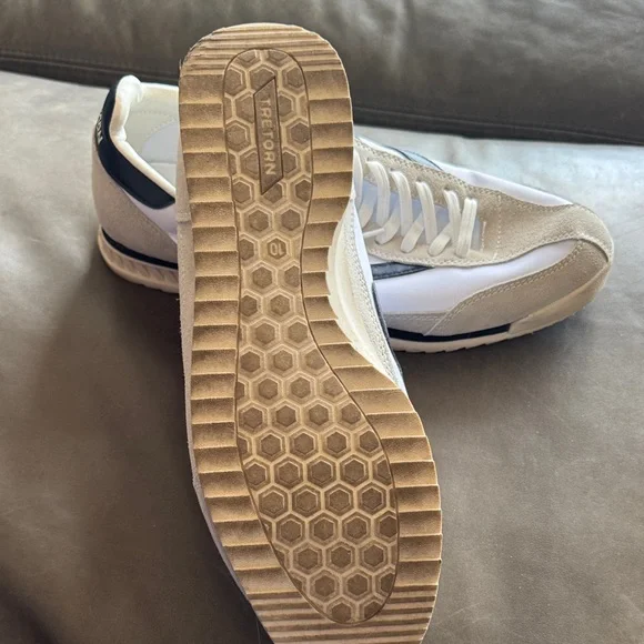 Tretorn Women’s White and Blue Sneakers - Picture 4 of 4